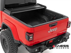 Jeep Gladiator JT Bed Cover - Tri-Fold - Rough Country - Soft